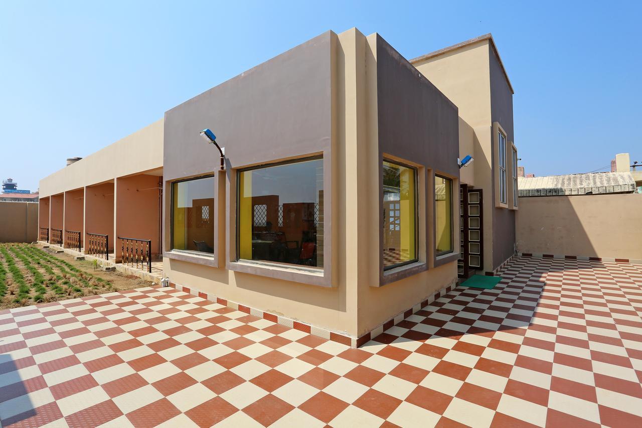 Hotel On Call Puri Laxmi Beach Resort Exterior foto